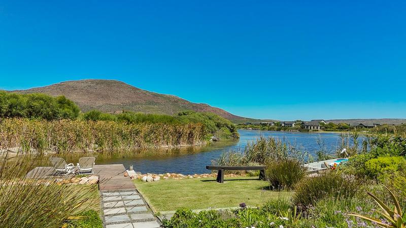 A Lifestyle Choice, 3 Bedroom Exceptional Lakeside Residence of Singular Design